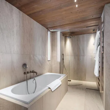 Apartment Luxe Avec Et Navette A 1850 - Fr-1-830-1 Courchevel